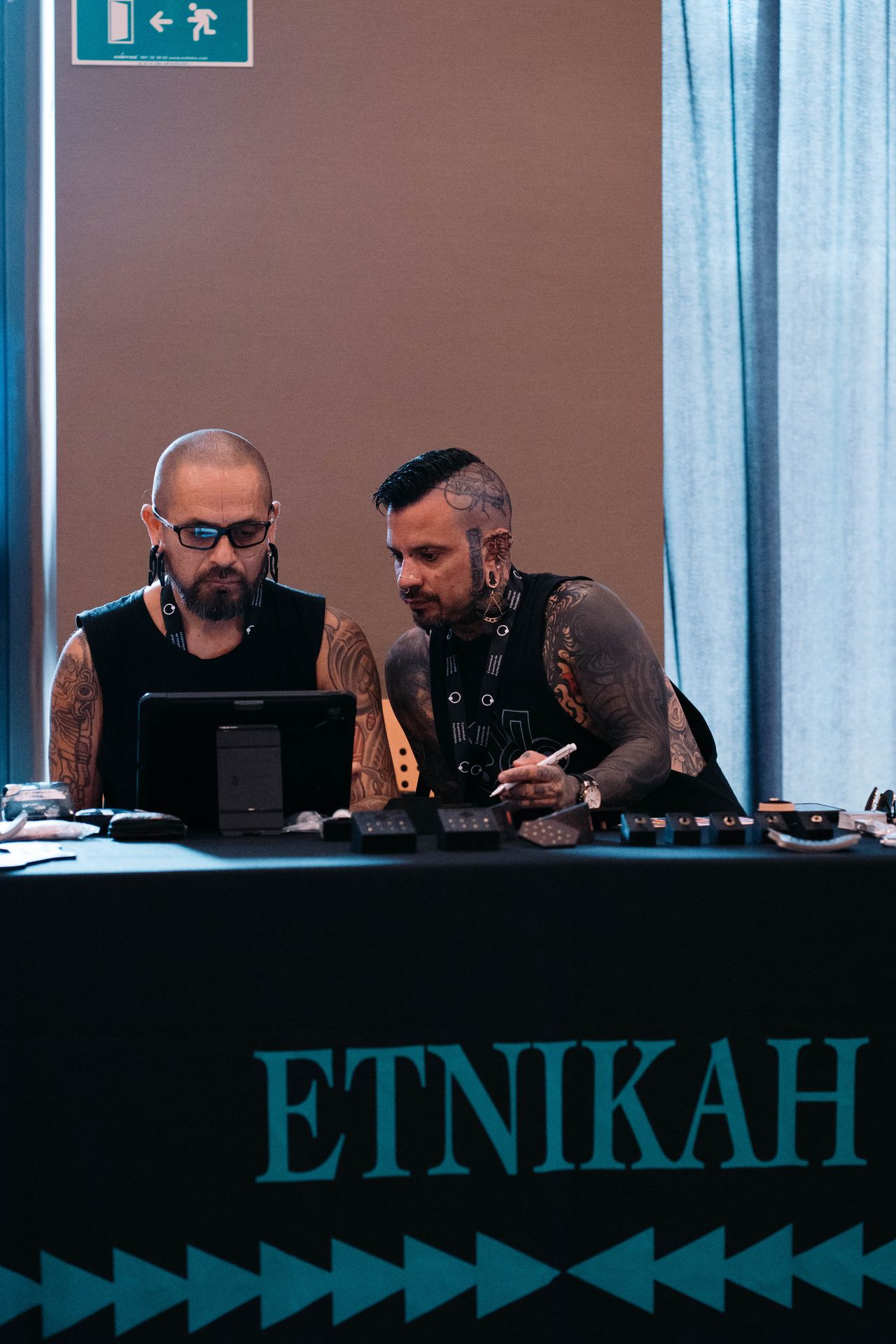 Tercer Congreso CEP Valencia 2024 con profesionales del piercing