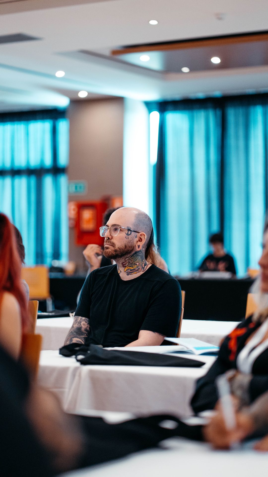 Profesionales del piercing reunidos en el Tercer Congreso CEP